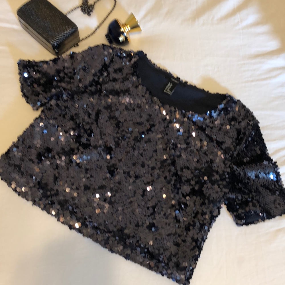 Mid drift sequin blouse